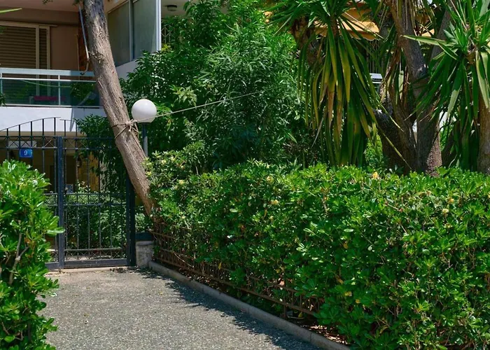 Gly3 65M2 Sunshine Oasis In Glyfada